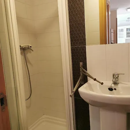 Duplex En Urbanizacion Privada Ampuero, Wifi, Garaje 암푸에로
